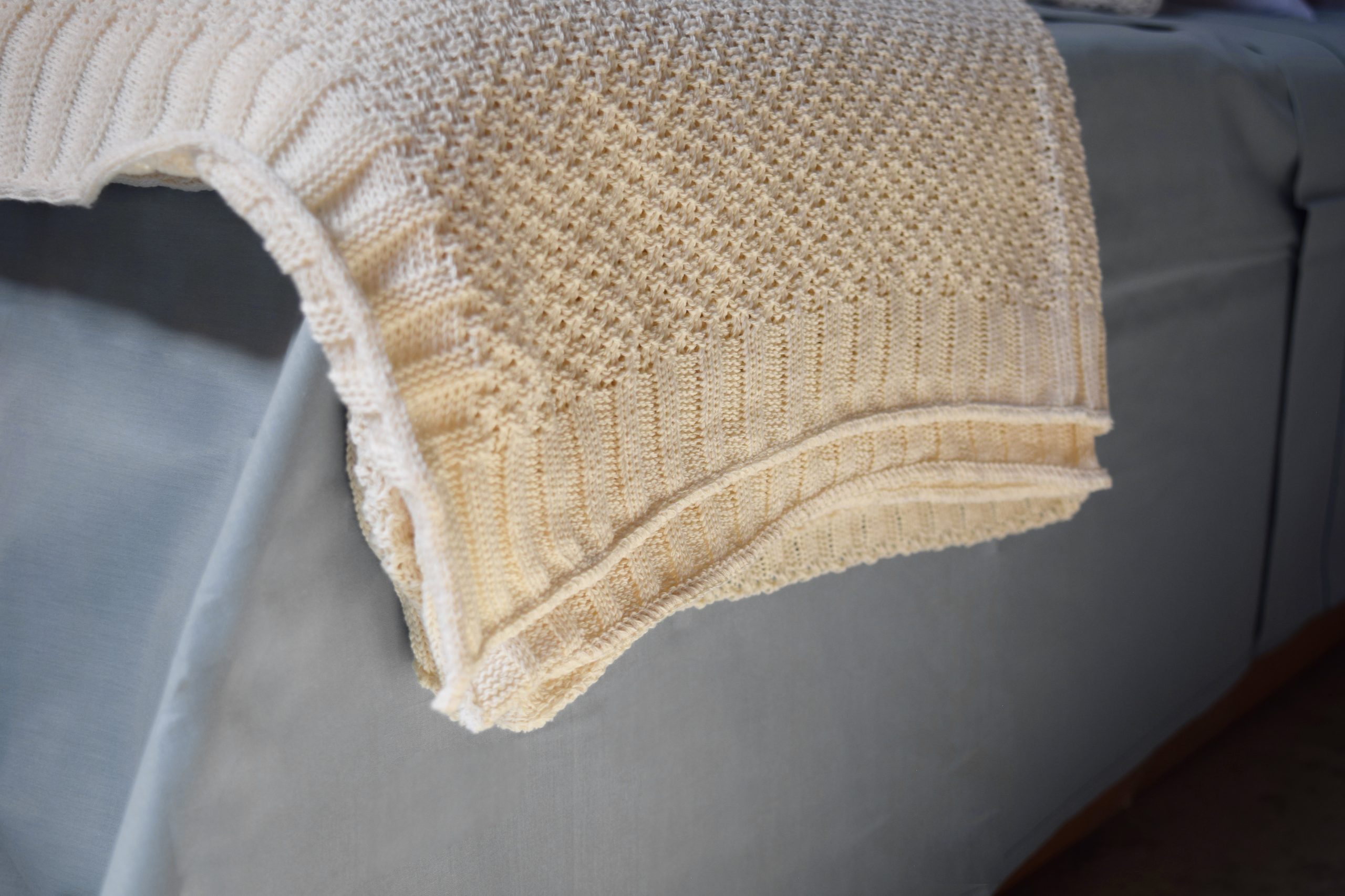 Colcha multiusos nido en color 102