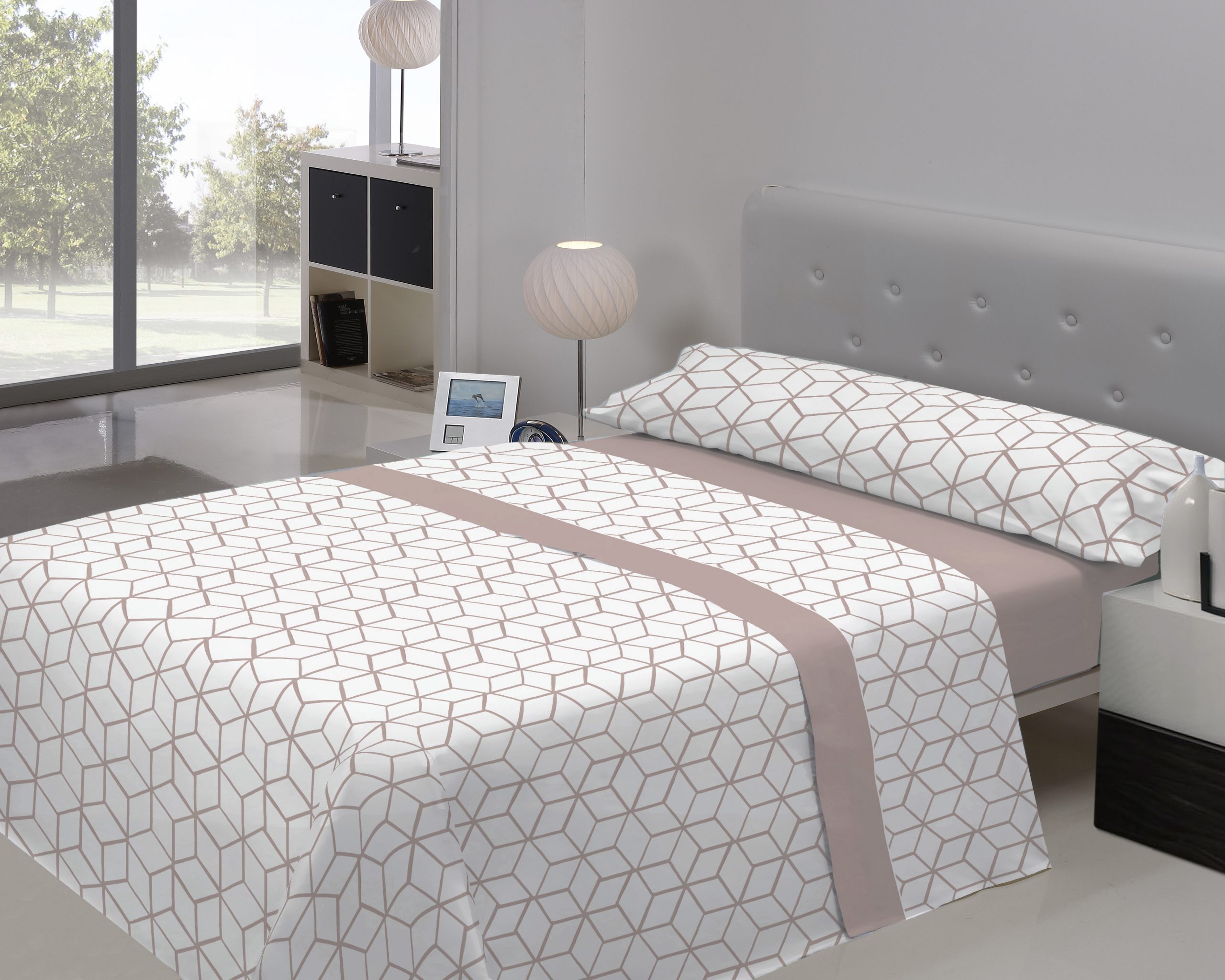 Juego de sábanas Abril - Javier Larrainzar Juego de sábanas Abril de la firma Javier Larrainzar en color rosa